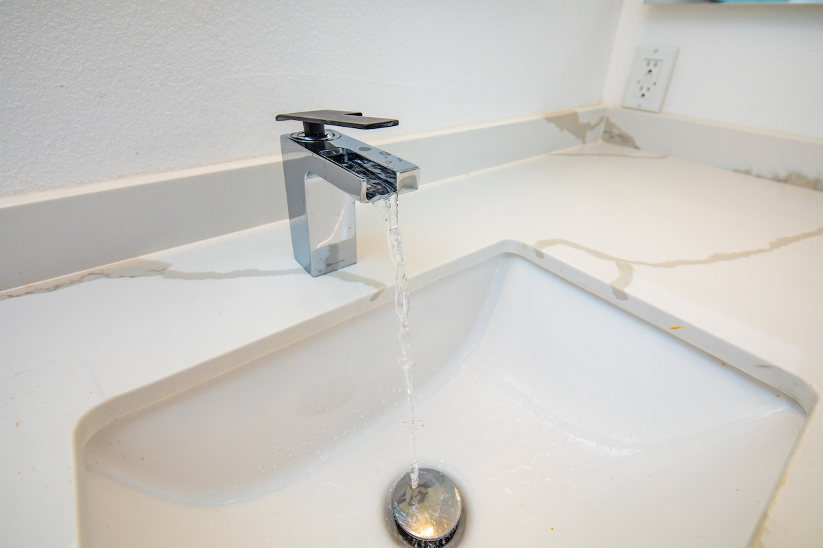 Barracuda Apartment Homes Bathroom Sink